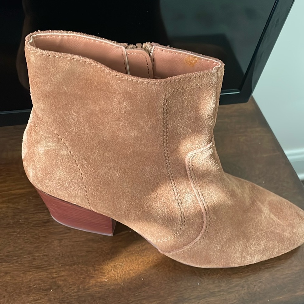 Chelsea & Violet booties